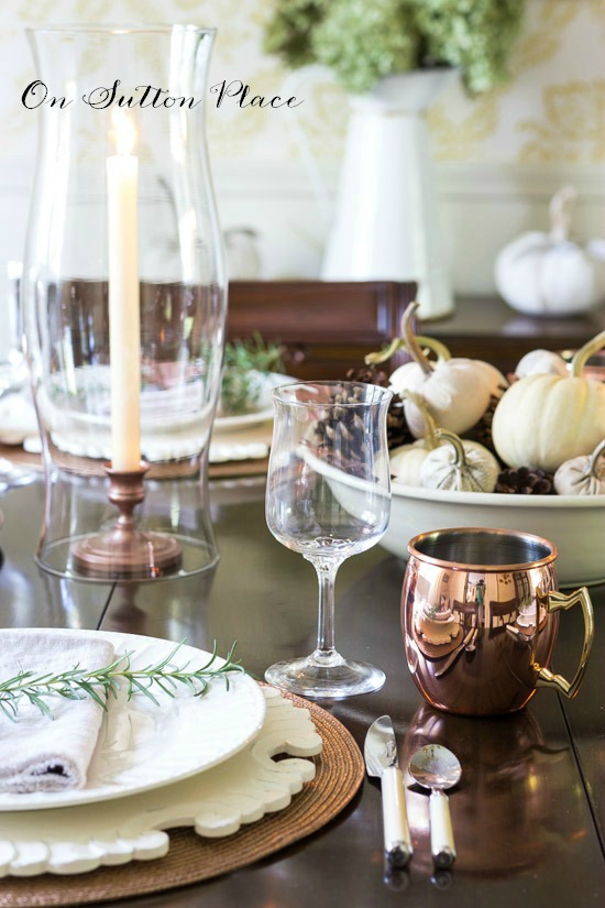 https://www.onsuttonplace.com/wp-content/uploads/2016/10/1copper-inspired-thanksgiving-table-candles.jpg
