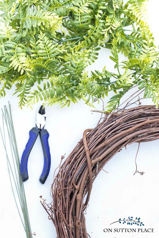 How to Make an Easy DIY Fern Wreath - A Well Purposed Woman