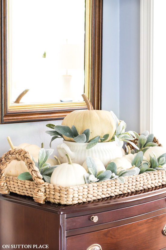 foyer decorating ideas for fall tray of pumpkins