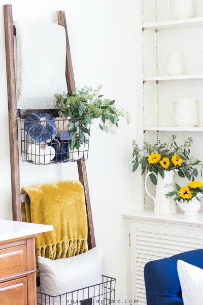 Blanket ladder best sale with baskets