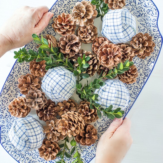 Easy 20 Minute Decorating Pine Cones Rag Balls On Sutton Place