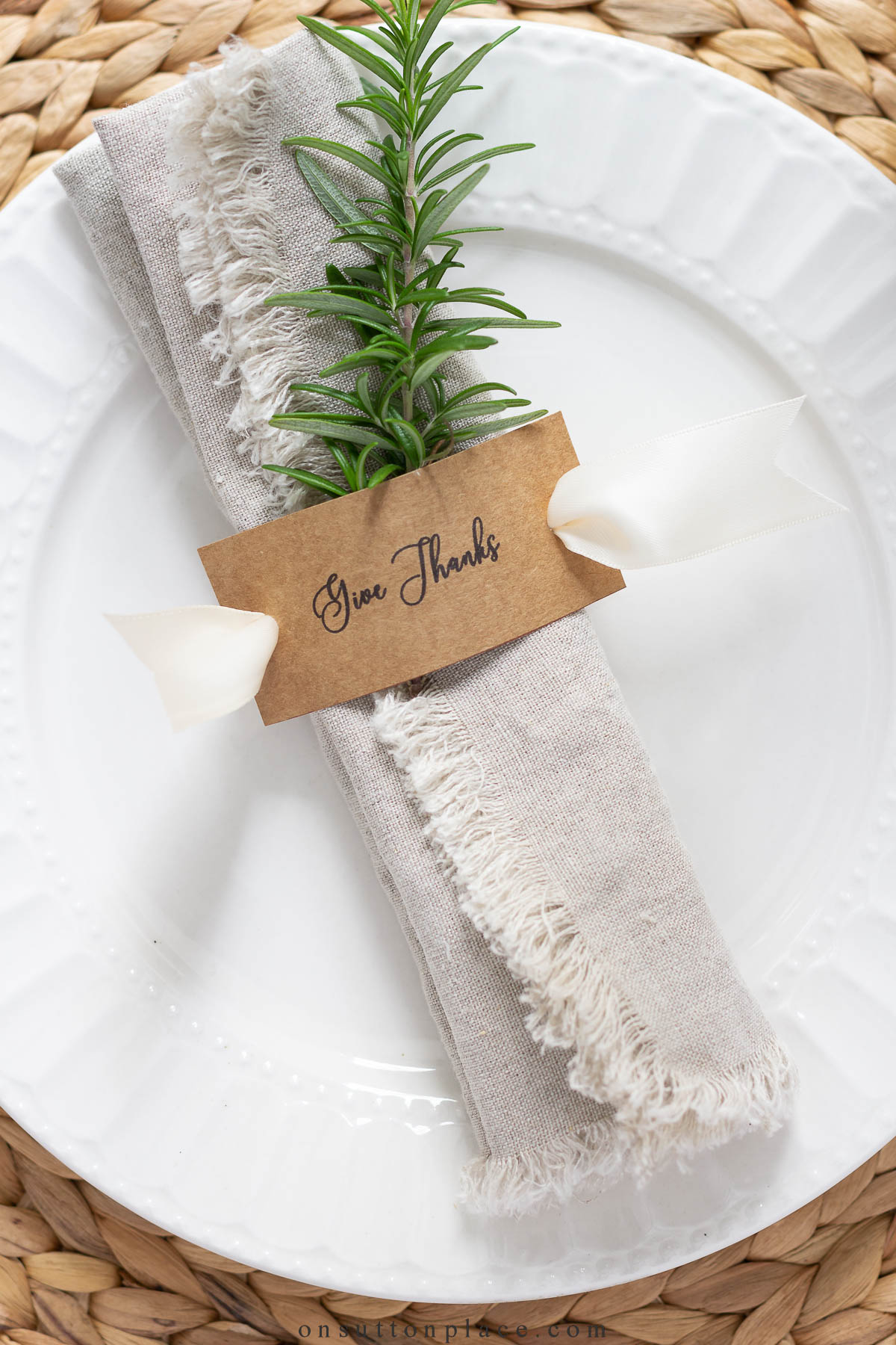 DIY linen napkins – By Hand London