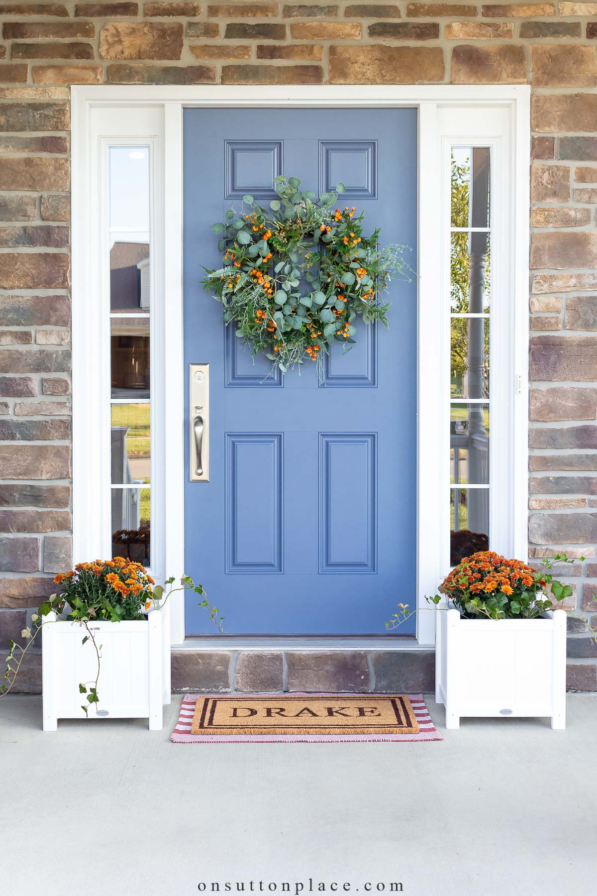 Custom Home Door with Mat Outdoor Yard Maine Door Blinds Entrance